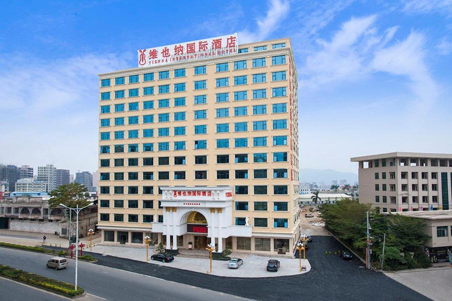 Vienna International Hotel Puning International Commodity City Exteriör bild